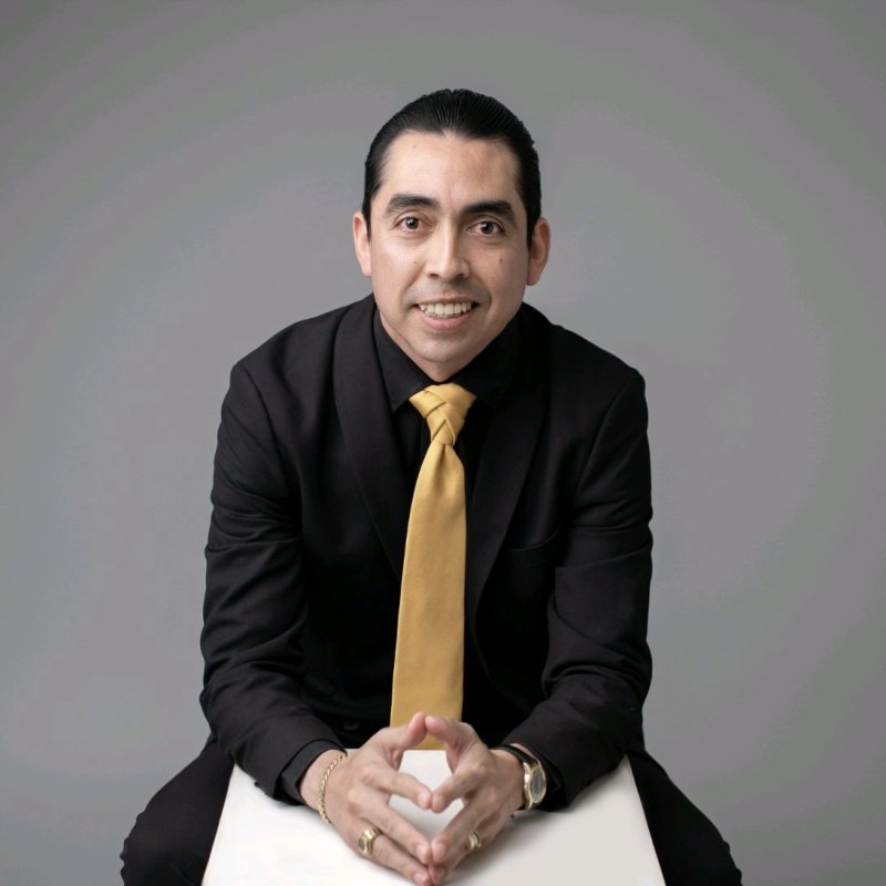 César Solís Guerrero